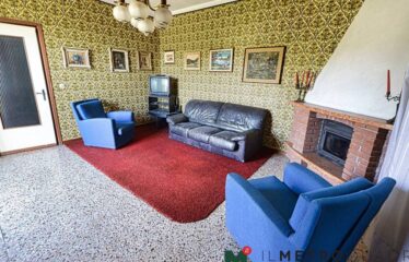 Miradolo Terme – Villa unifamiliare in centro