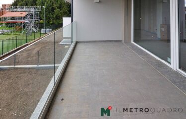 Vedano al Lambro – Ampio quadrilocale con terrazzi