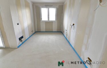 Vedano al Lambro – Ampio quadrilocale con terrazzi