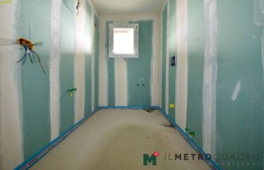 Vedano al Lambro – Attico panoramico con terrazzi