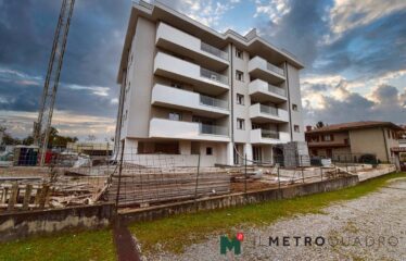 Vedano al Lambro – Attico panoramico con terrazzi