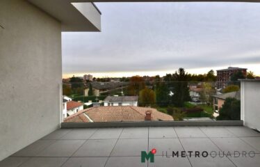 Vedano al Lambro – Attico panoramico con terrazzi