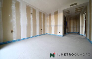Vedano al Lambro – Attico panoramico con terrazzi