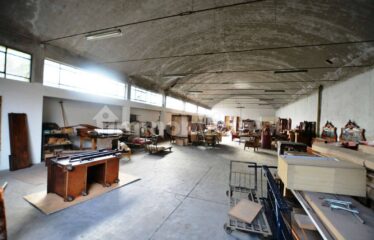 Giussano – Capannone in vendita