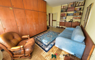 MONZA SAN BIAGIO: AMPIO APPARTAMENTO AL PIANO QUARTO