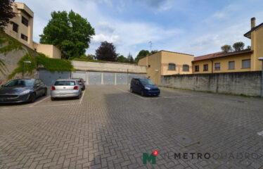MONZA SAN BIAGIO: AMPIO APPARTAMENTO AL PIANO QUARTO