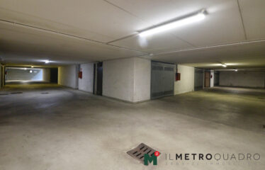 VEDANO AL LAMBRO: BOX DOPPIO ZONA CENTRALE